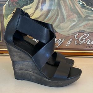 Diane Von Furstenberg DVF “Opal” Wedge Sandals 10M